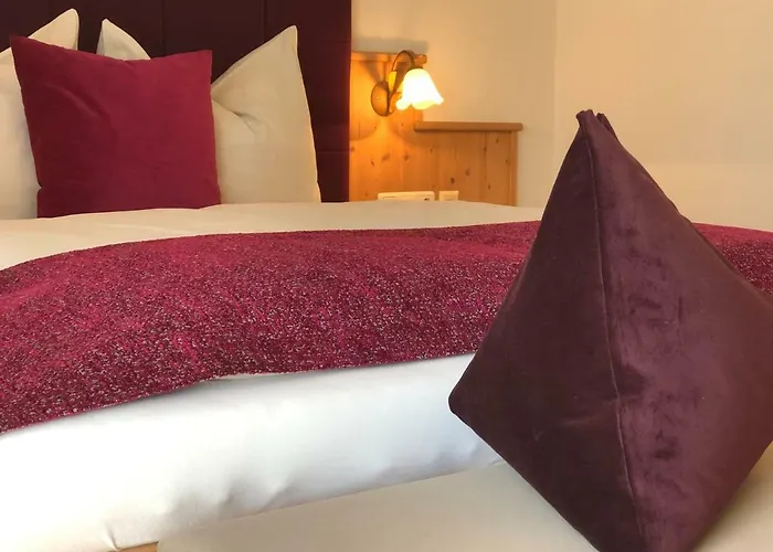 فندق Garni Florian 3*